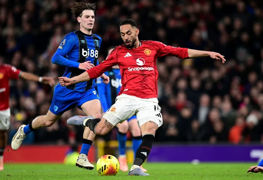 Manchester United empata 4 a 4 com gols brasileiros agora Manchester United empata 4 a 4 com gols brasileiros agora