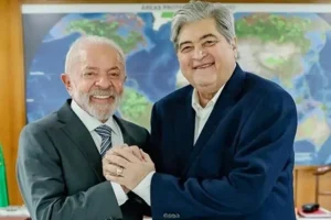 Datena aceita convite de Lula e comandará programa em TV do governo