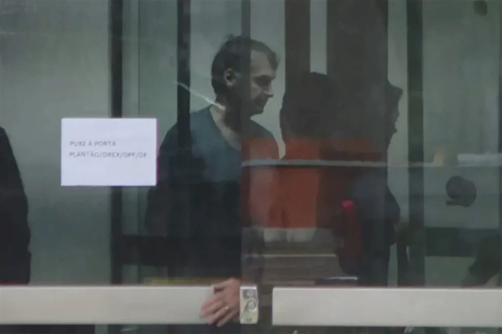 Bolsonaro pede exame de urgência na prisão hoje Bolsonaro pede exame de urgência na prisão hoje