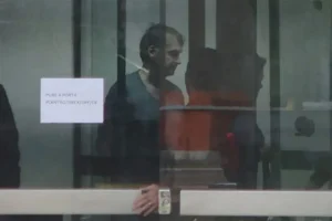 Bolsonaro pede exame de urgência na prisão hoje