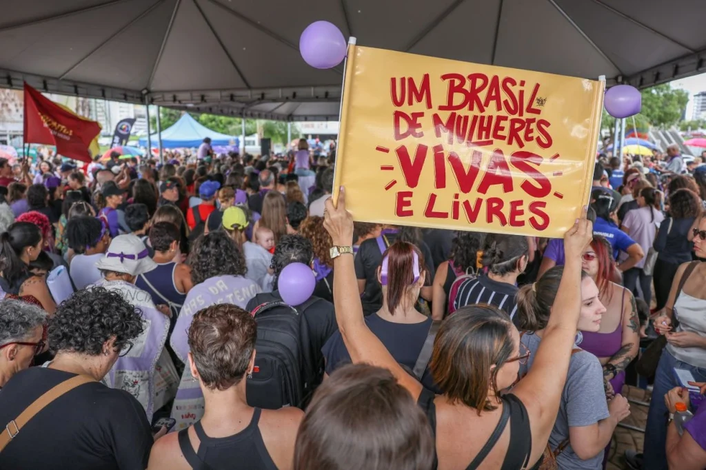 DF: ato com Janja e Anielle marca protestos contra feminicídios DF: ato com Janja e Anielle marca protestos contra feminicídios