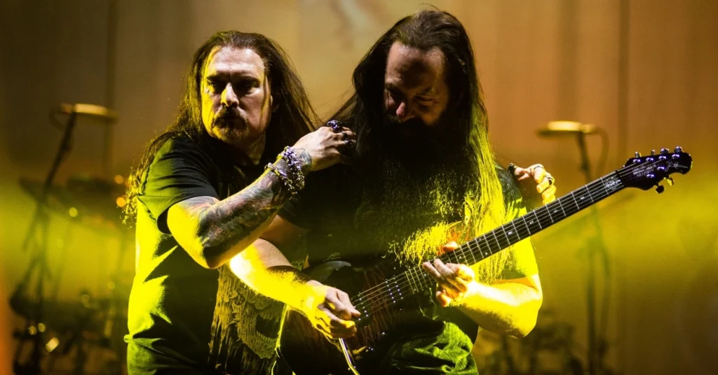 Dream Theater confirma 6 shows no Brasil, todos com 3h de duração Dream Theater confirma 6 shows no Brasil, todos com 3h de duração