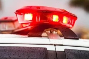 Dupla executa adolescente de 15 anos com tiro na cabeça no meio da rua