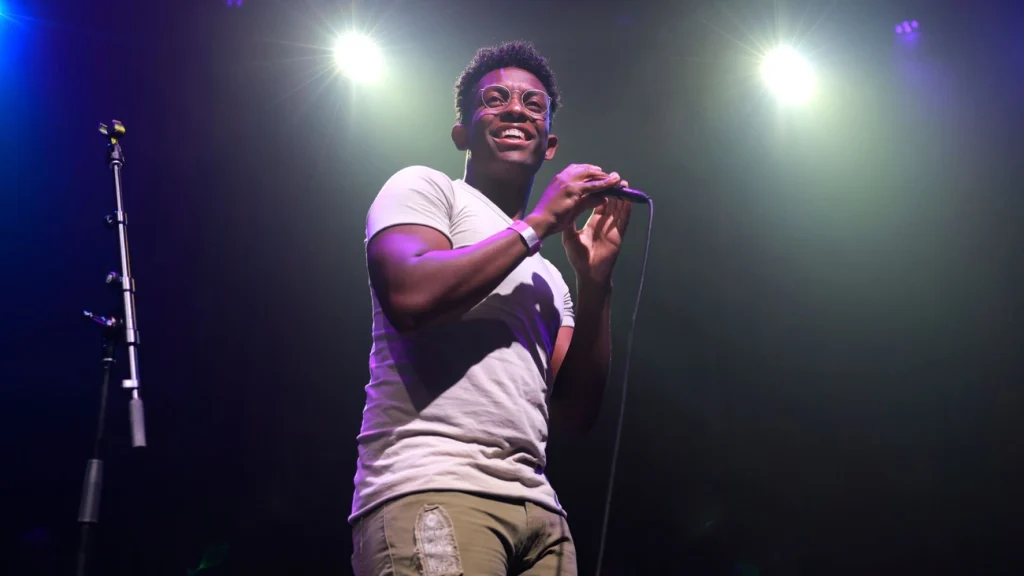 Este compositor diz que músicas de IA deveriam ser rotuladas Este compositor diz que músicas de IA deveriam ser rotuladas