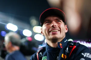 F1: McLaren erra estratégia e Max Verstappen vence GP do Catar