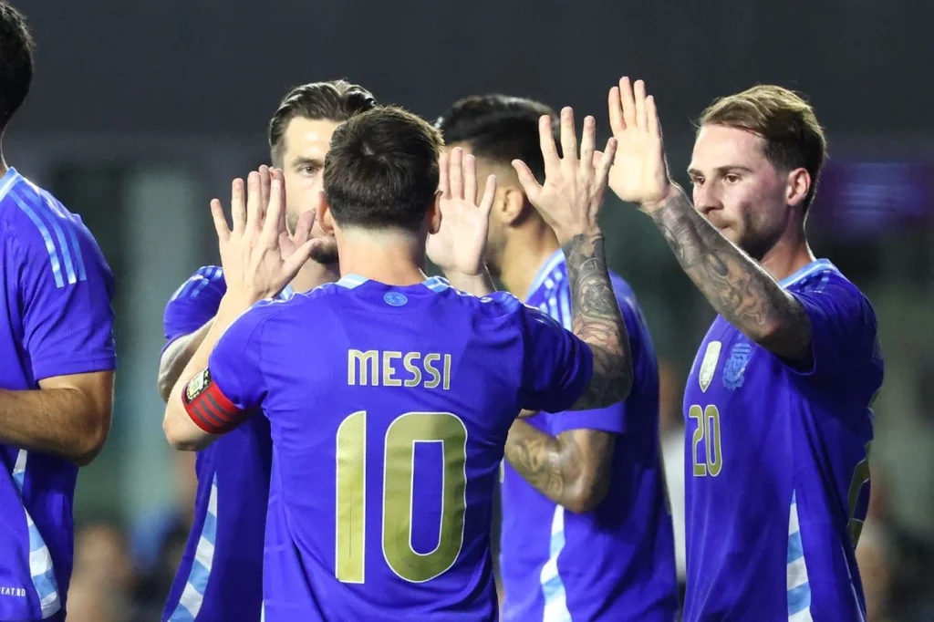 Imprensa argentina divide opiniões sobre grupo na Copa do Mundo; veja Imprensa argentina divide opiniões sobre grupo na Copa do Mundo; veja