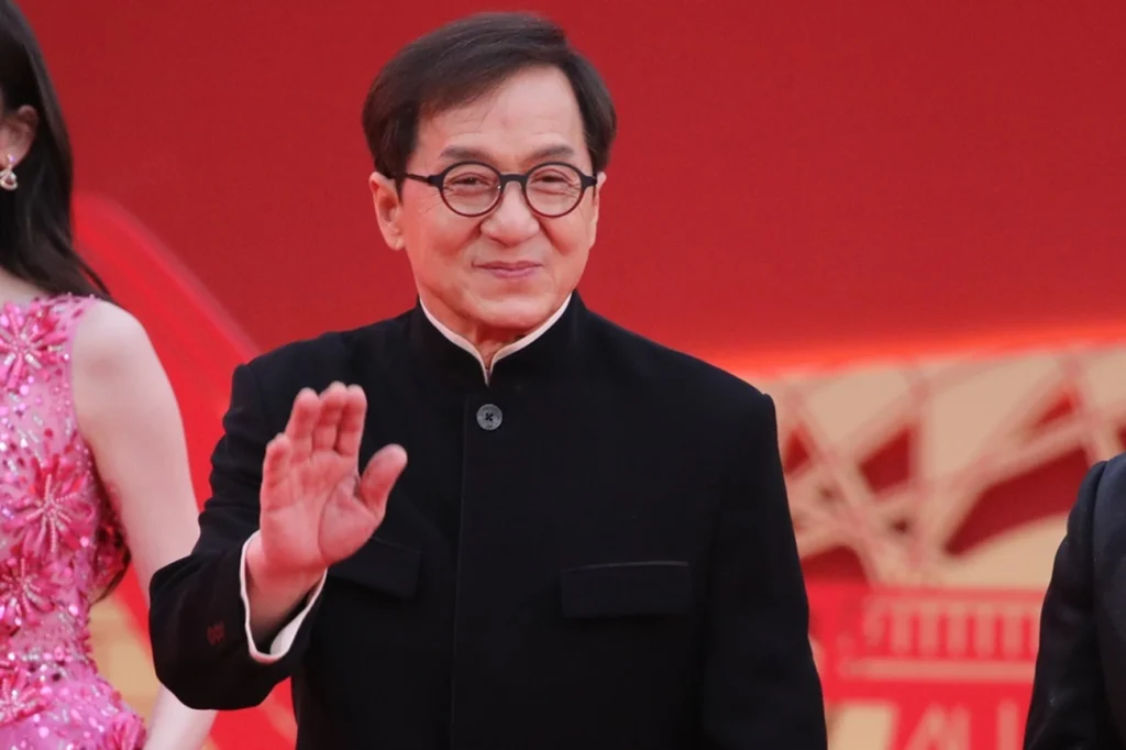 Kung Fu Yoga: veja como está Jackie Chan oito anos após o filme Kung Fu Yoga: veja como está Jackie Chan oito anos após o filme