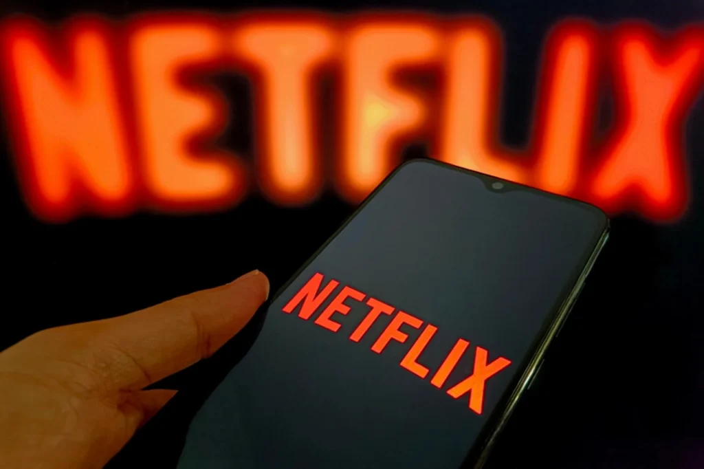 “Nada muda”, diz Netflix aos assinantes após compra da Warner “Nada muda”, diz Netflix aos assinantes após compra da Warner