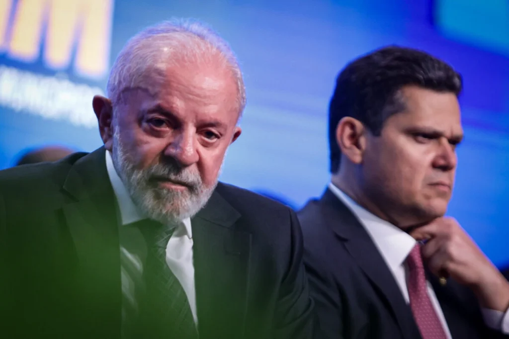 O “momento Trump” de Alcolumbre: Por que ele recuou? O “momento Trump” de Alcolumbre: Por que ele recuou?