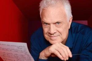 Pedro Bial revela cantor famoso que abandonou entrevista após pergunta