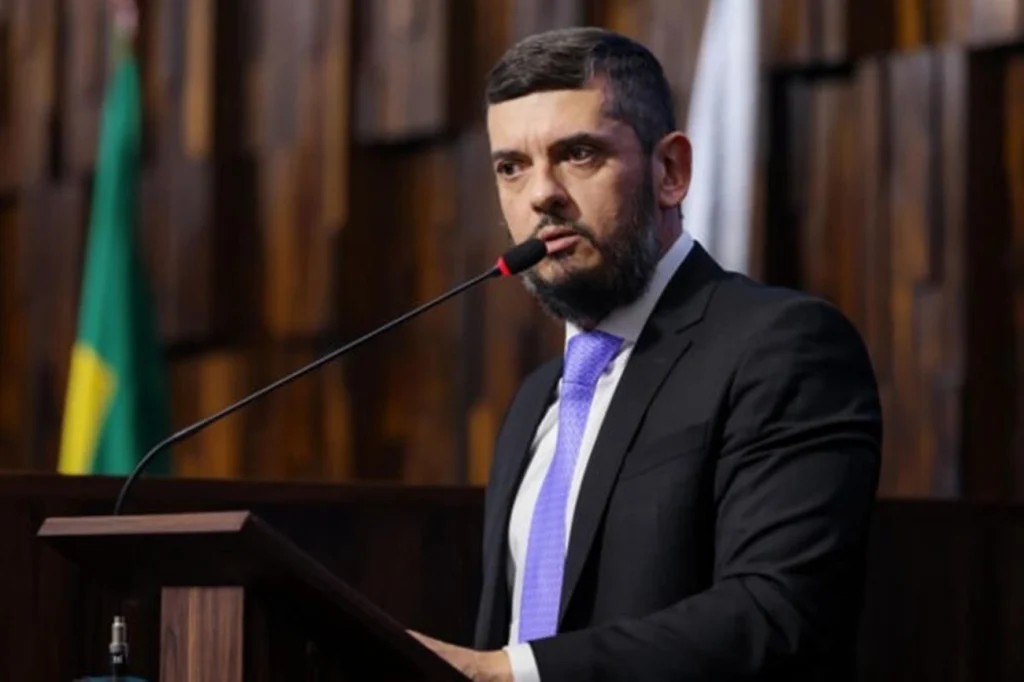 Presidente da Alerj vai dormir na Superintendência da PF após prisão