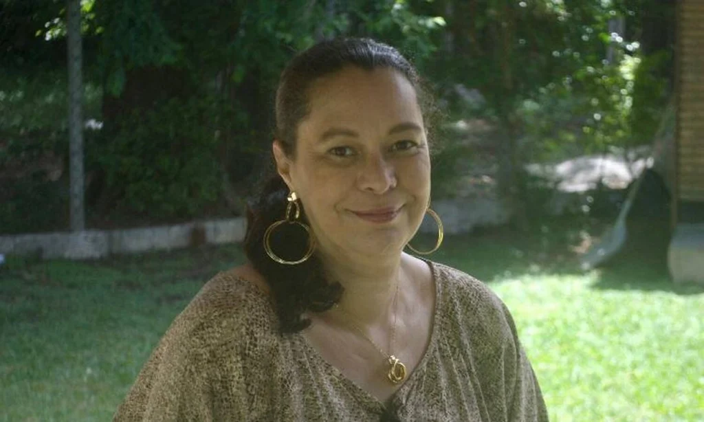 Morte Maldita: Filha de Olavo De Carvalho Morre em 56 Anos