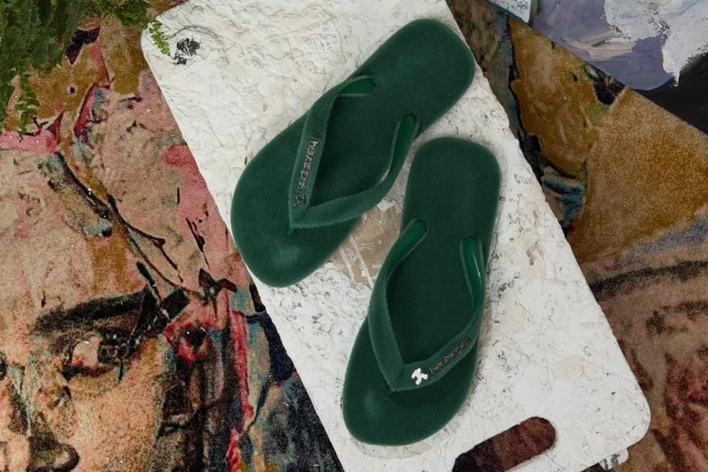 Havaianas de grama já estão aqui agora no Paris Fashion Week