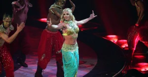 Britney Spears 4 músicas com 1 bilhão de reproduções agora