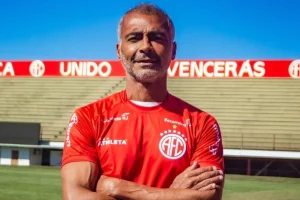 Romário revela o centroavante perfeito para a Seleção agora, descubra quem é o escolhido