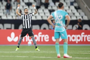 Botafogo vence Nacional Potosí por 2×0 e avança na Libertadores hoje com gols de Alex Telles e Danilo
