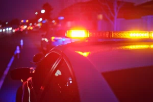 Homem é encontrado em motel com amante após fingir sequestro para extorquir família