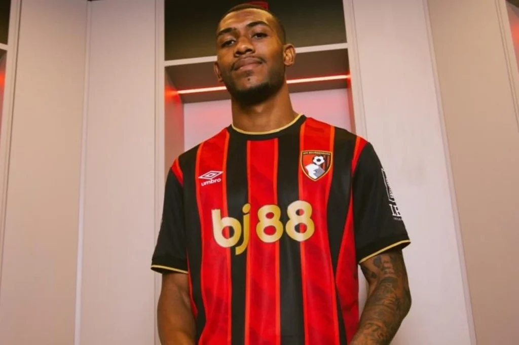 Rayan, o novo talento geracional, já marca 2 gols e 1 assistência em menos de um mês na Premier League