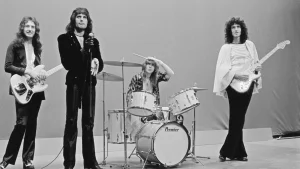 Queen lança agora box luxuoso de Queen II com 14 faixas inéditas