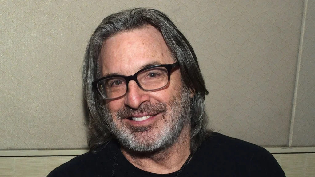 Robert Carradine de Lizzie McGuire morre aos 71 anos Robert Carradine de Lizzie McGuire morre aos 71 anos