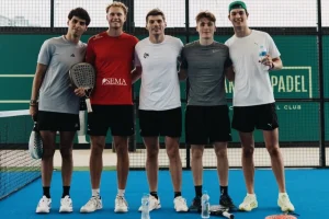 Bortoleto joga padel com Verstappen e Bearman antes da estreia na F1 agora