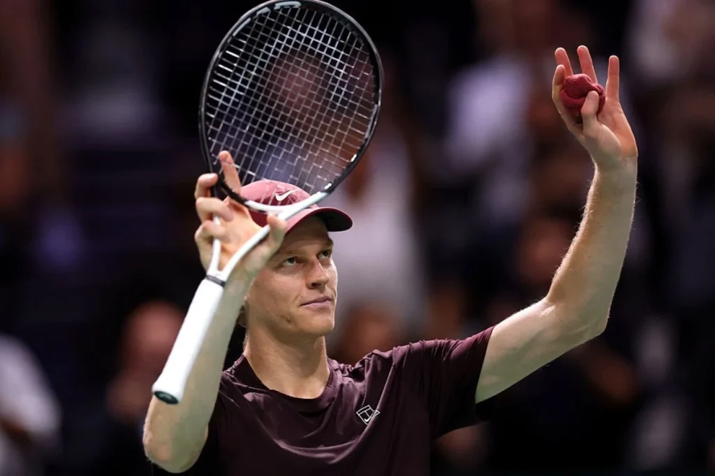 Jannik Sinner louva João Fonseca e admira habilidades surpreendentes