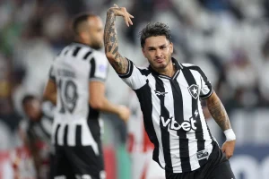 Botafogo lidera o grupo Sul-Americana com autoridade hoje
