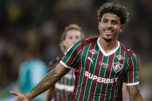 Fluminense vence Chapecoense 2×1 no Maracanã agora