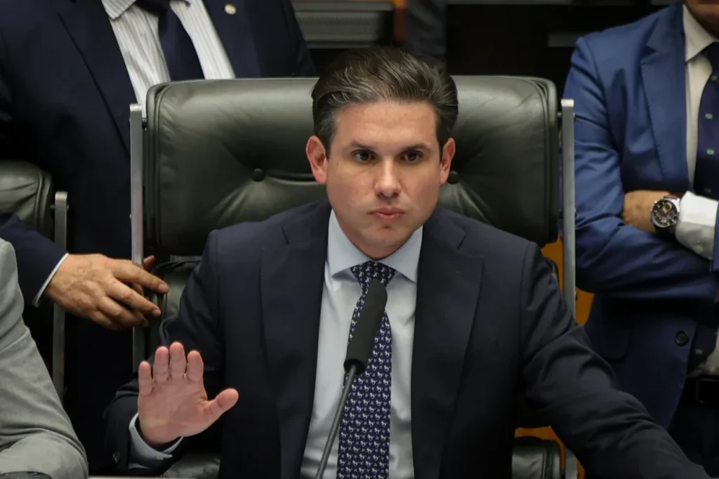 Câmara decide relator da PEC 6×1 hoje