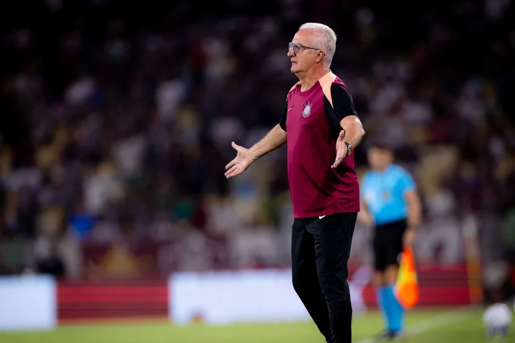 Dorival Júnior demitido agora pelo Corinthians Dorival Júnior demitido agora pelo Corinthians