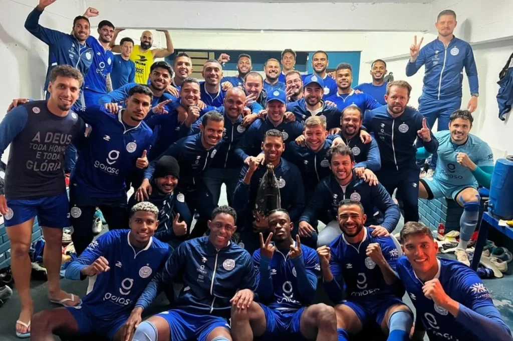 Goiatuba Quita Dívidas e Retoma Treinos Hoje Com Salários em Dia