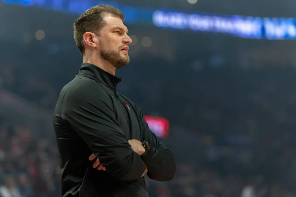 Splitter Faz História mas Blazers são Eliminados pelos Spurs na NBA hoje