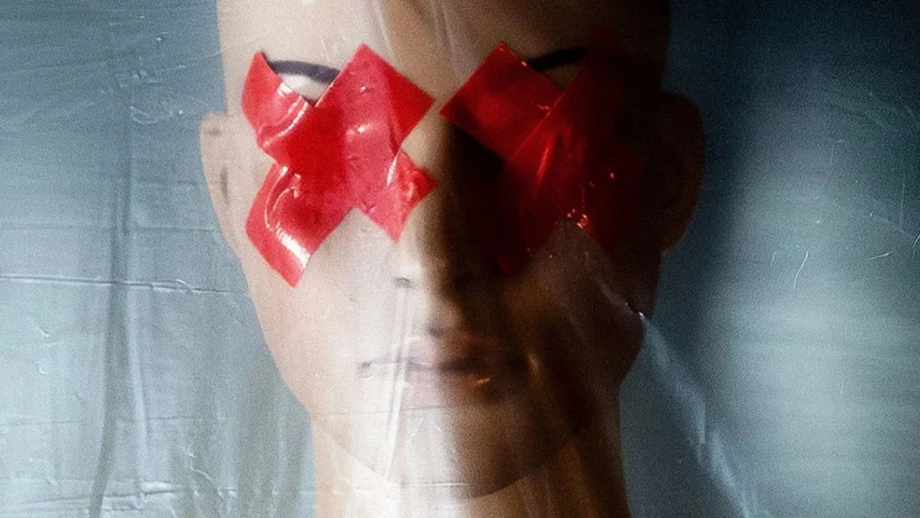 Faces da Morte - A Nova Versão Assusta e Desafia a Era do Vídeo Online Comendo com a Realidade