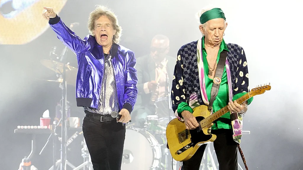 Os Rolling Stones lançam Foreign Tongues em Julho
