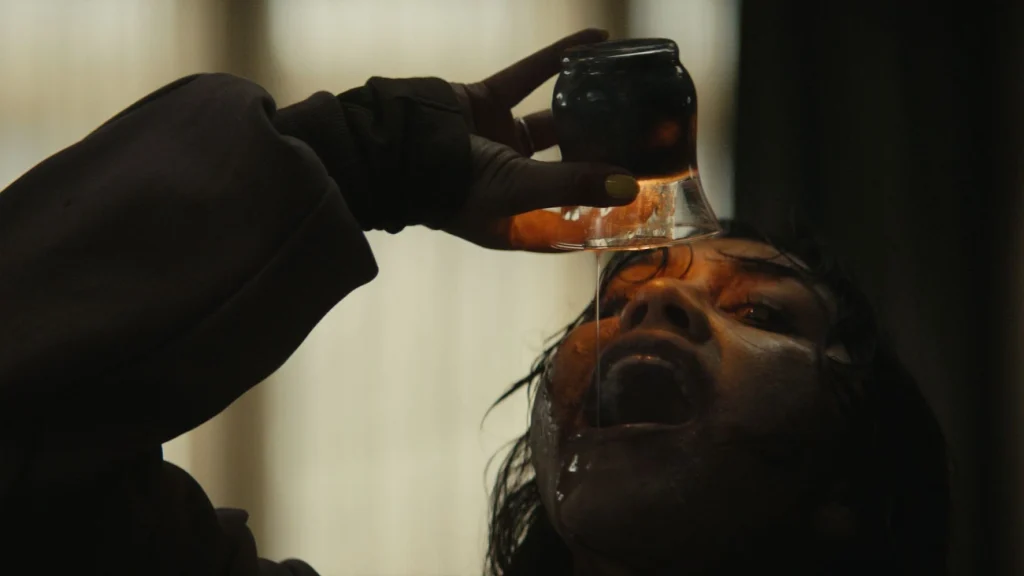 Morte do Demônio Em Chamas o novo filme de terror da franquia Evil Dead agora